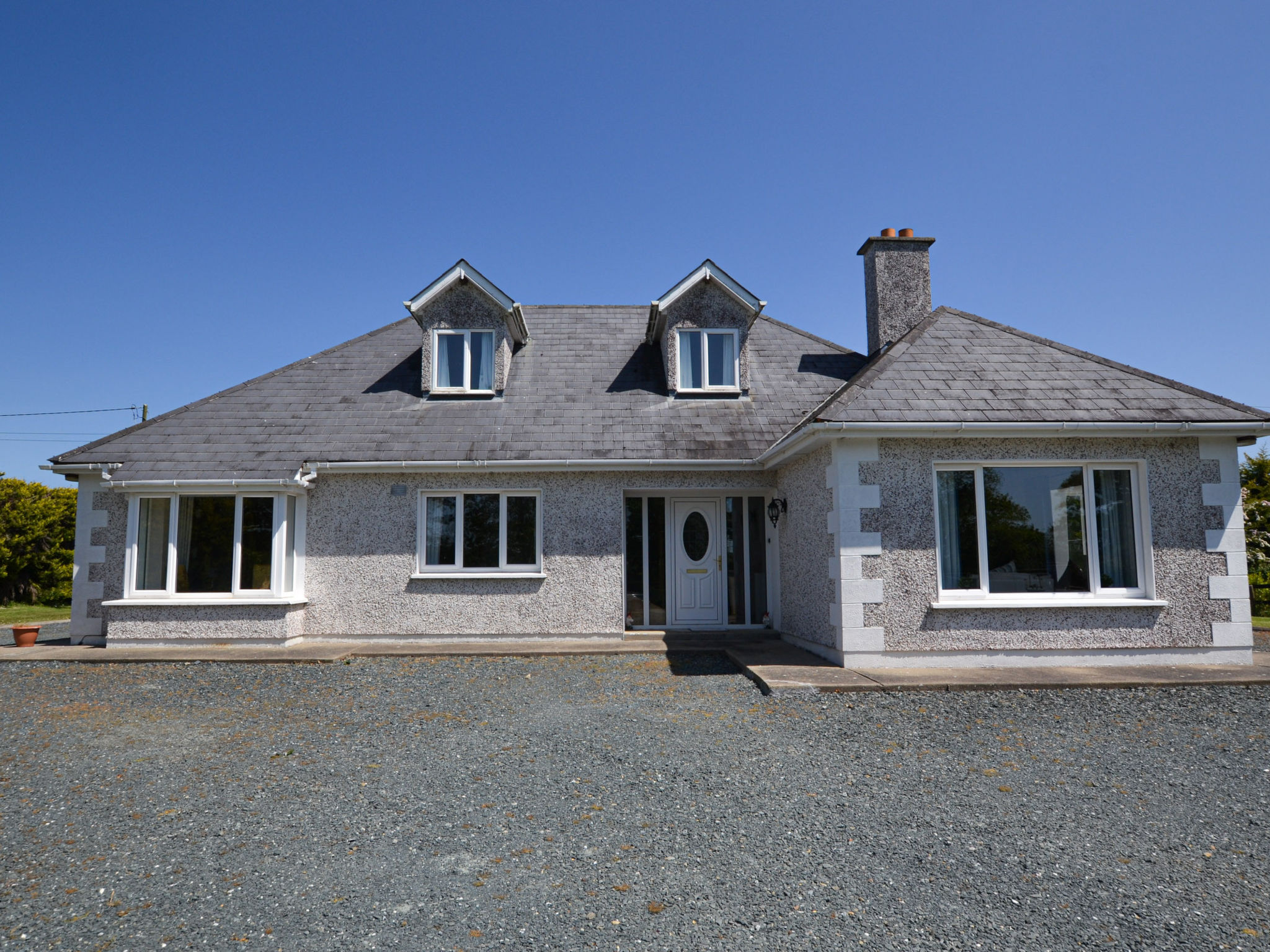 Ballygarrett Holiday Home-Outside