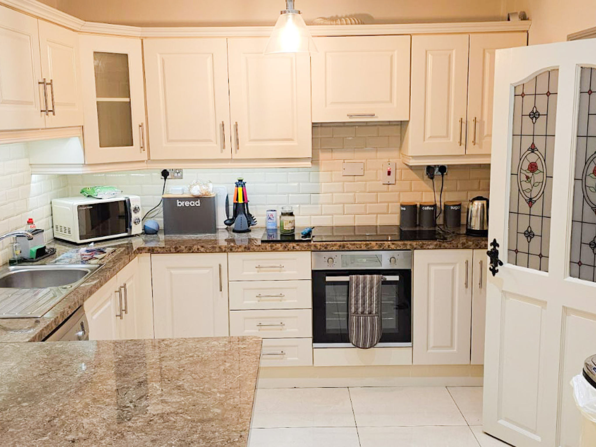 Passage East Holiday Home-Inside