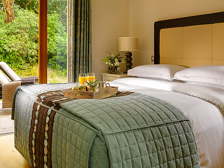 Search and Stay destination Parknasilla Resort, KY - Ireland from AU$ 355. Pairc na Saileac