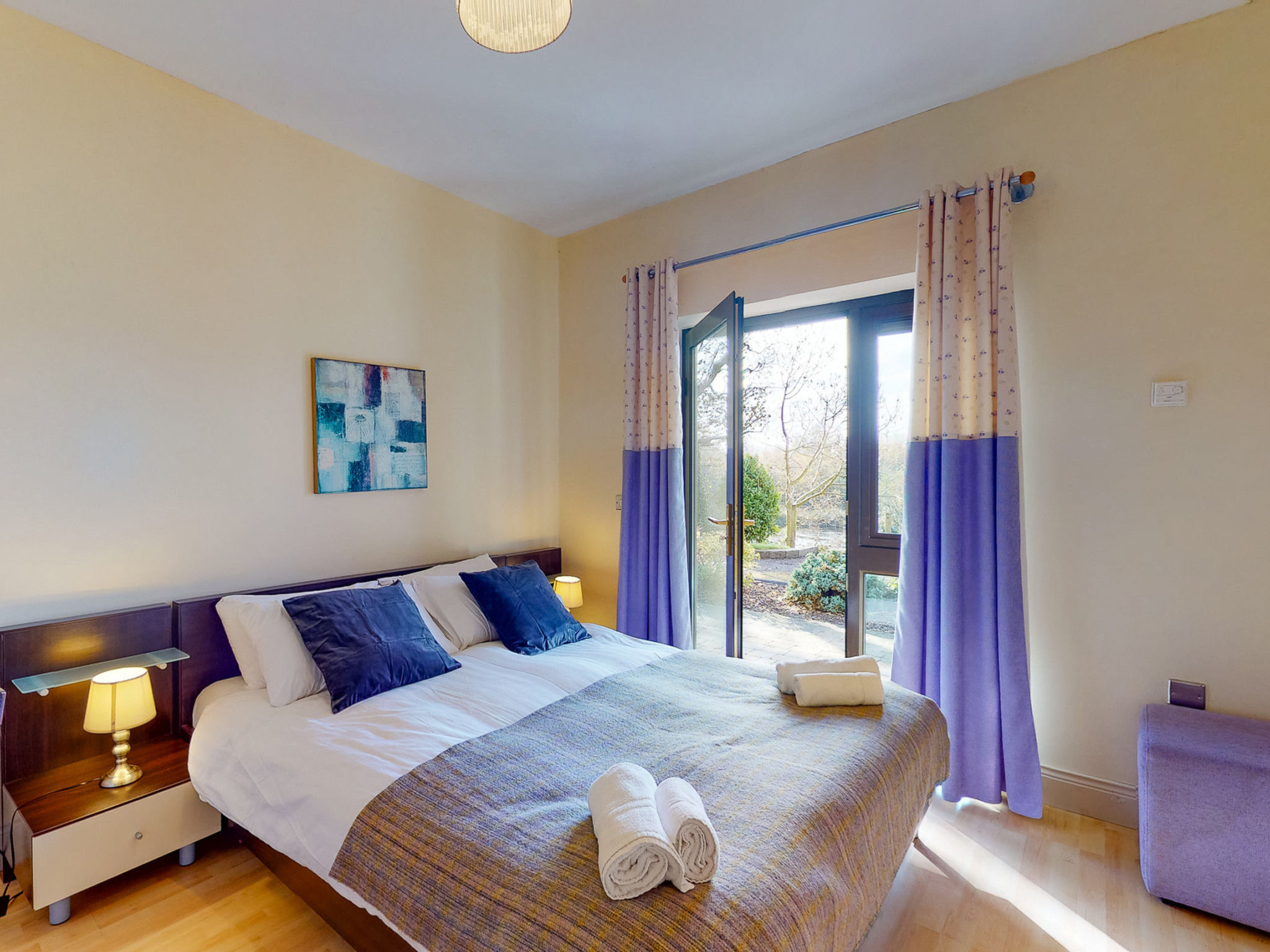 Grove Lodge No 5 (2 Bed)-Inside