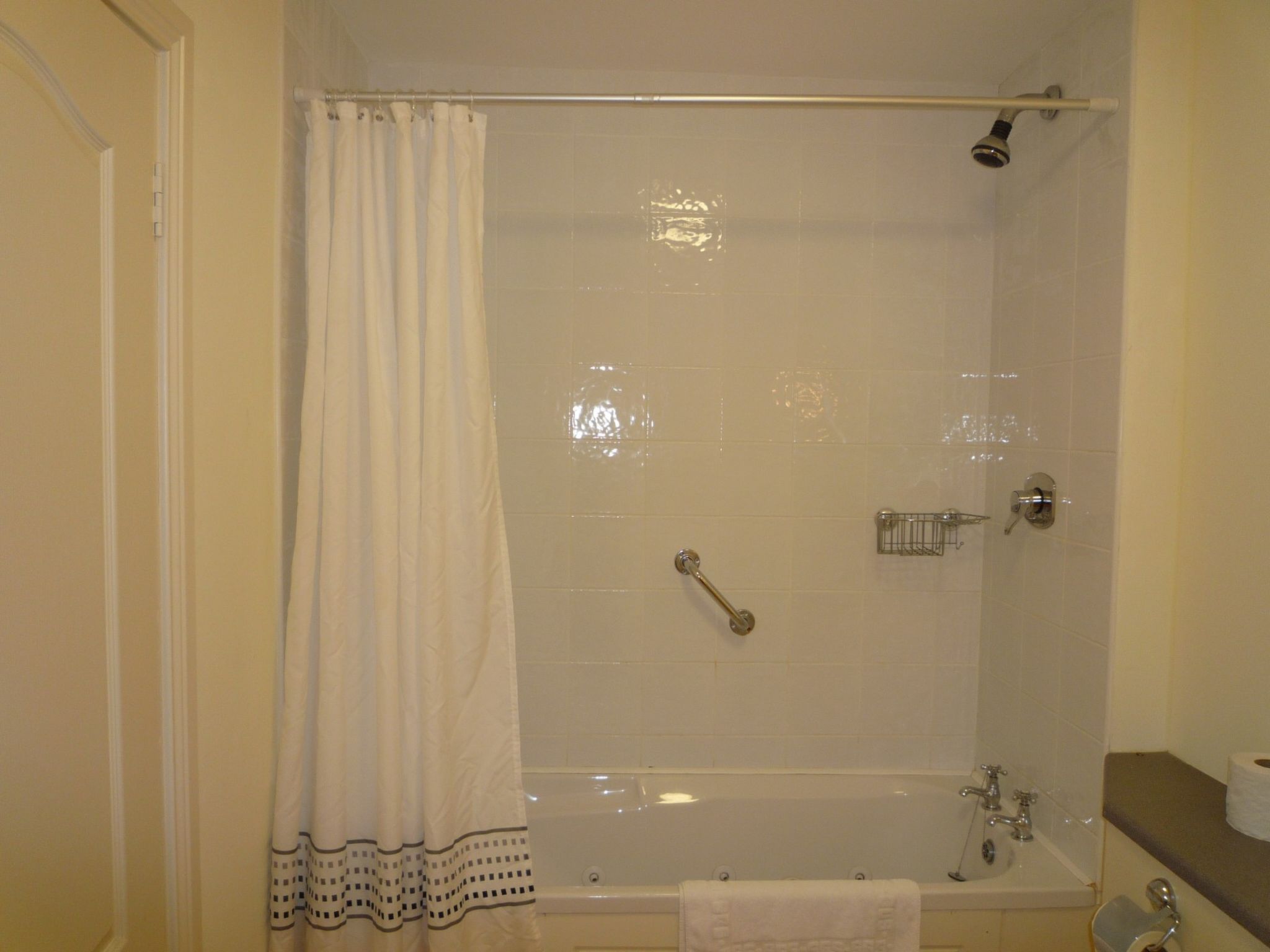 Grove Lodge No 5 (2 Bed)-Inside