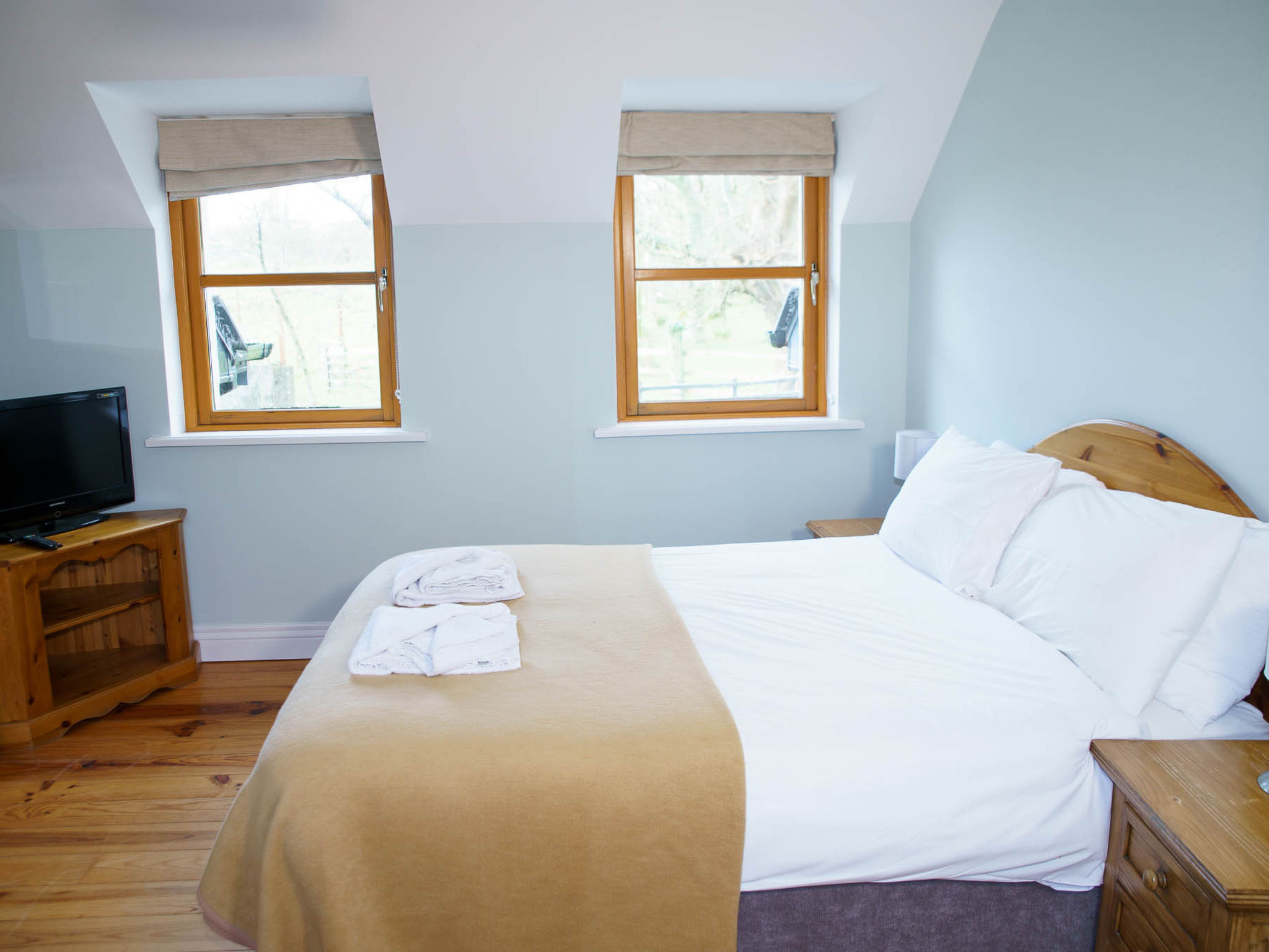 Dingle CY No 5(TR4)  (2 Bed - Sleeps 4)-Inside