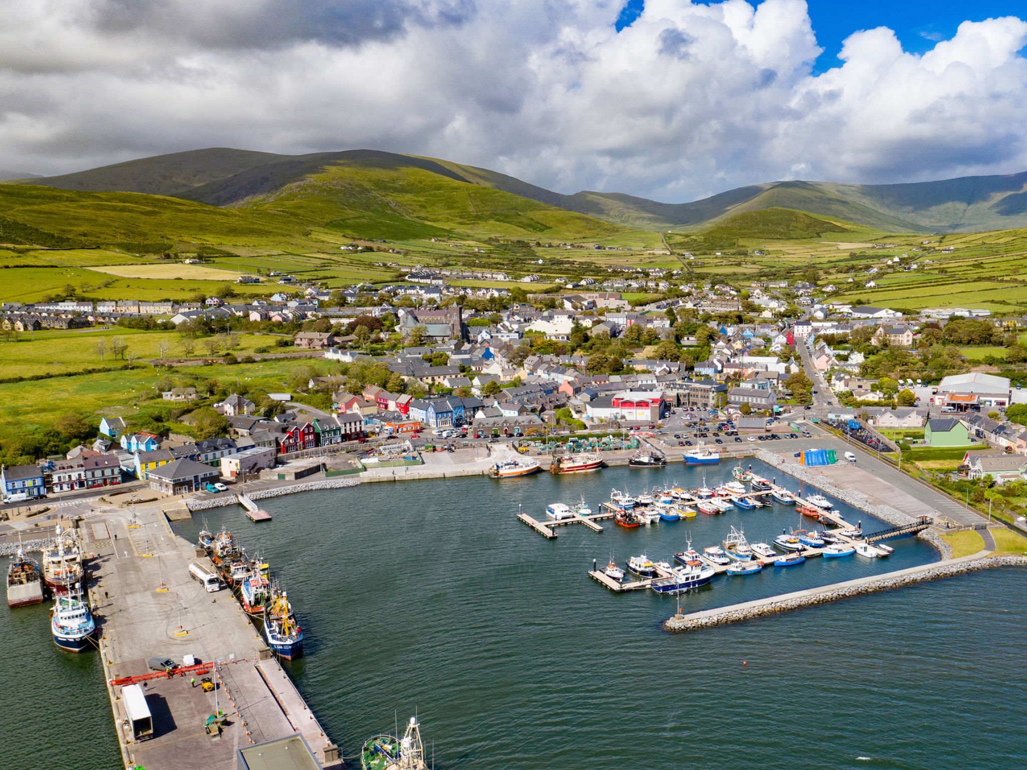 Dingle CY No 5(TR4)  (2 Bed - Sleeps 4)-Outside