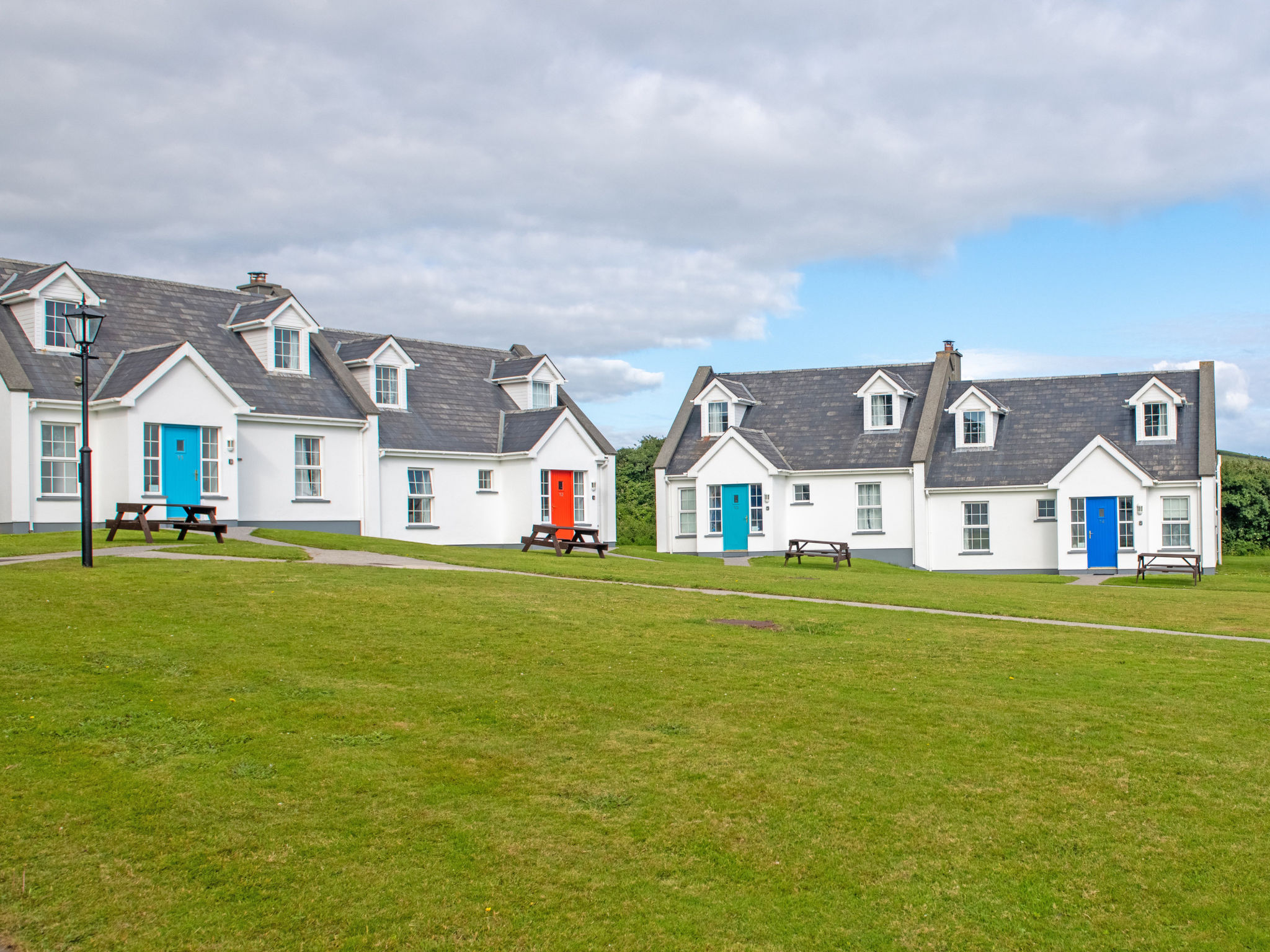 Dingle HC (S7)(TR4)  No 13-Outside