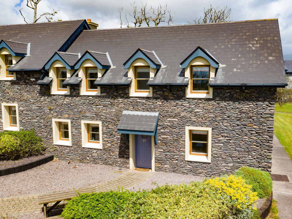 Dingle CY (TR4) No 1 (4 Bed - Sleeps 8) (W)