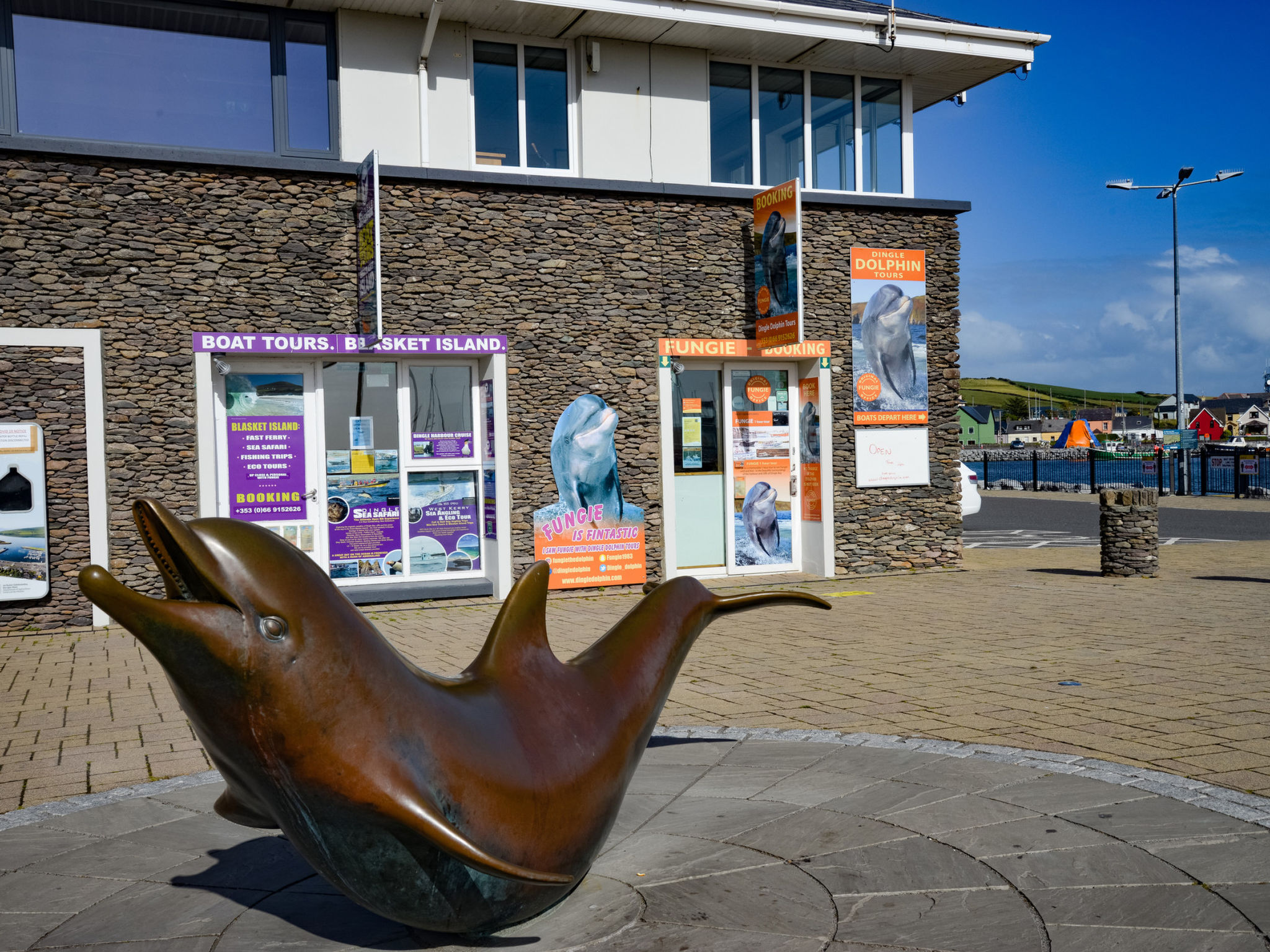 Dingle CY (TR4) No 1 (4 Bed - Sleeps 8) (W)-Outside