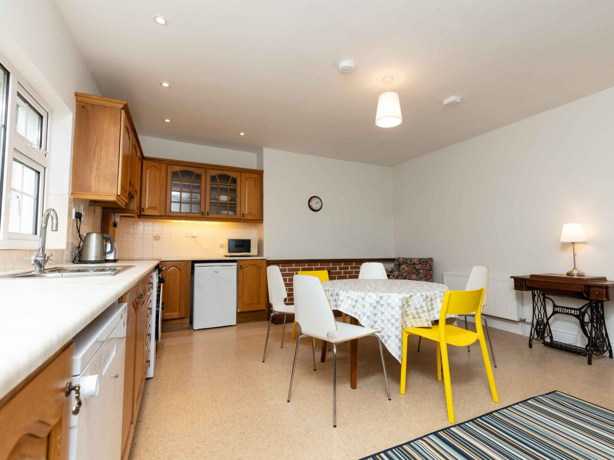 An Searrach Holiday Home Dingle-Inside