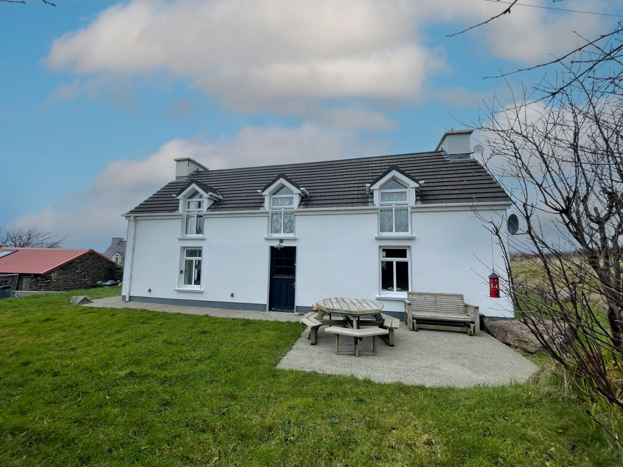Ballylusky Holiday Home-Outside