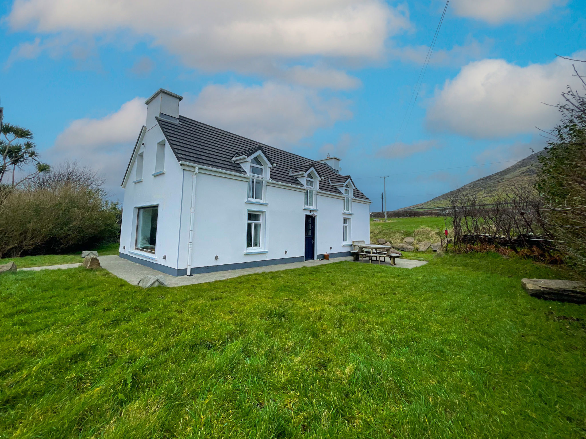 Ballylusky Holiday Home-Outside