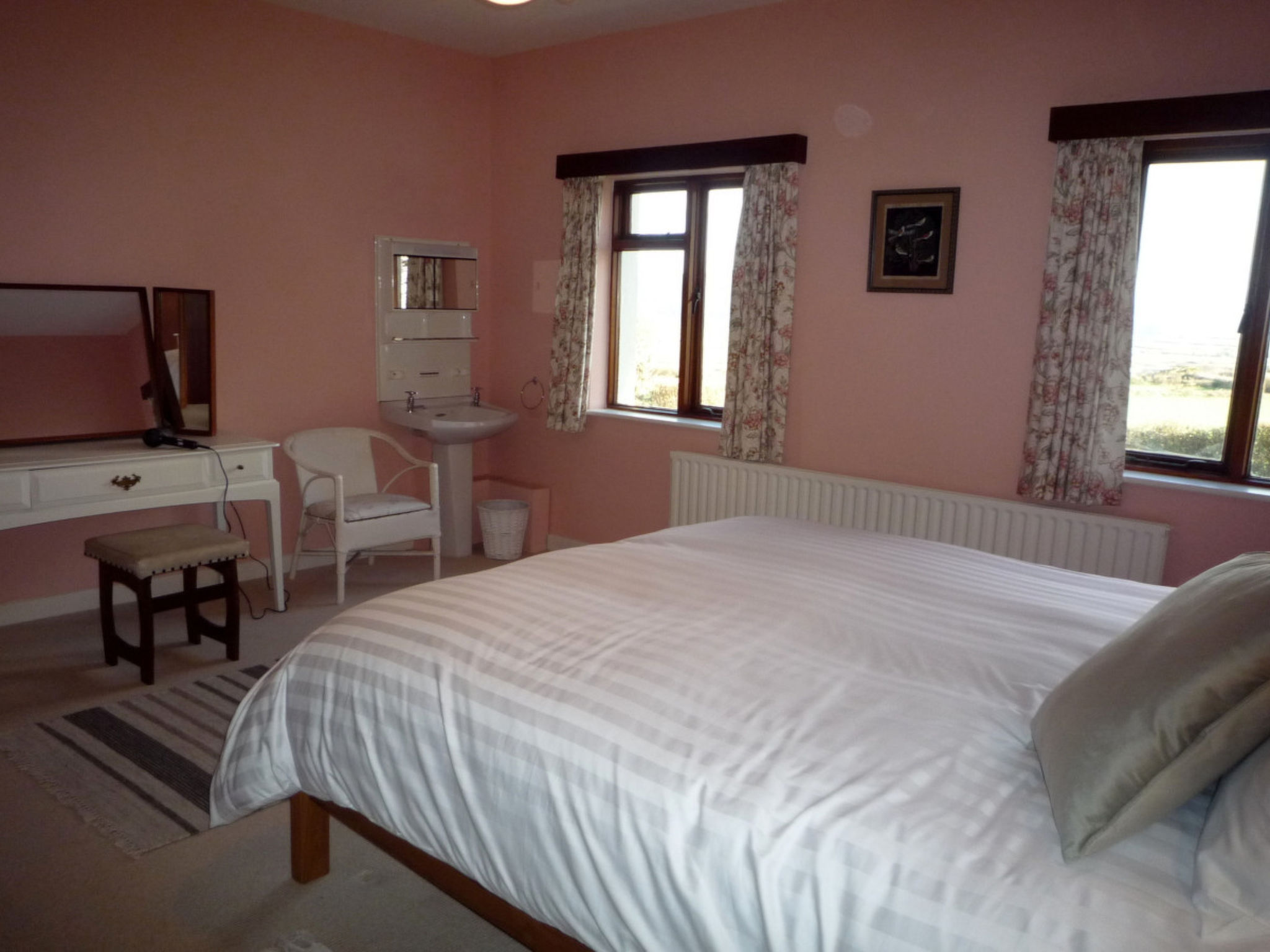 Dingle Bay View (TR2)-Inside