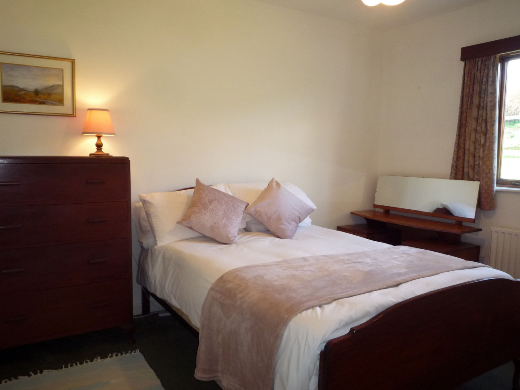 Dingle Bay View (TR2)-Inside