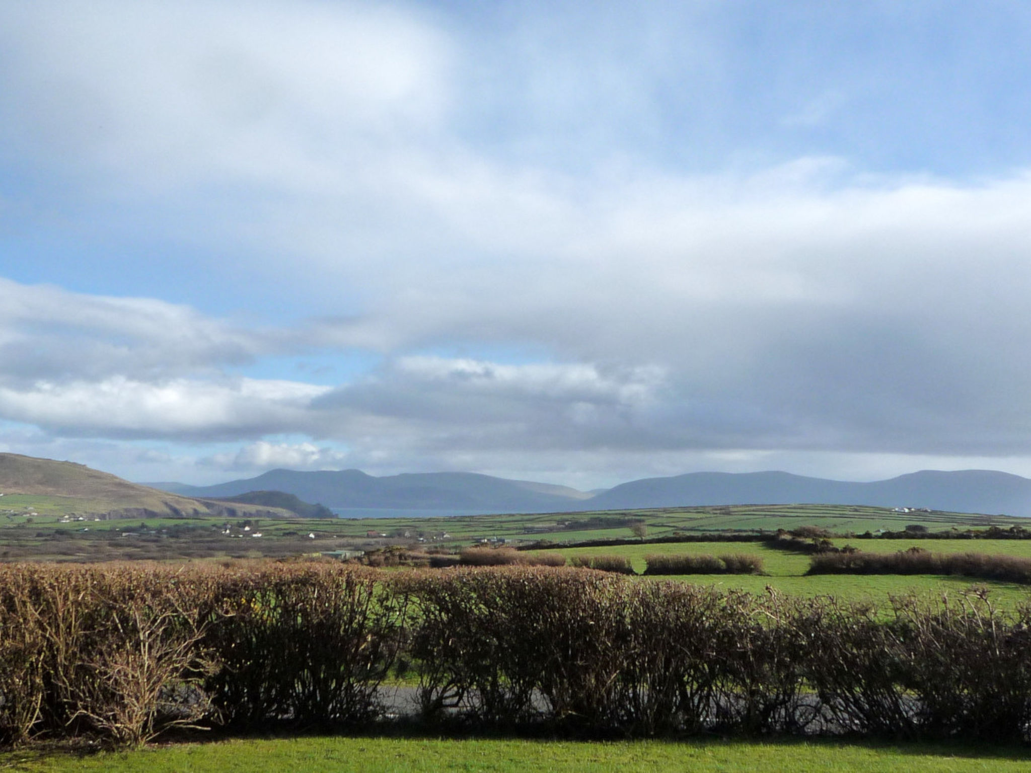 Dingle Bay View (TR2)-Outside