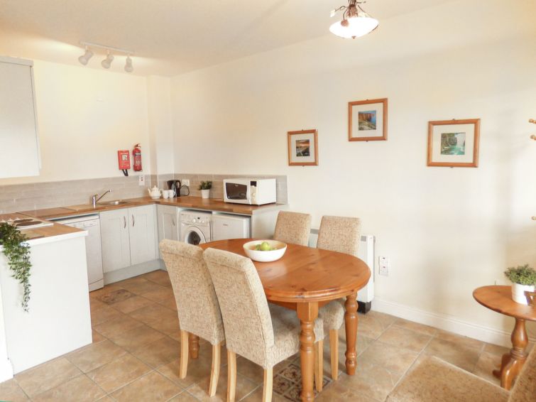 Search and Stay destination Kilkee, CE - Ireland from AU$ 291. Kilkee Bay