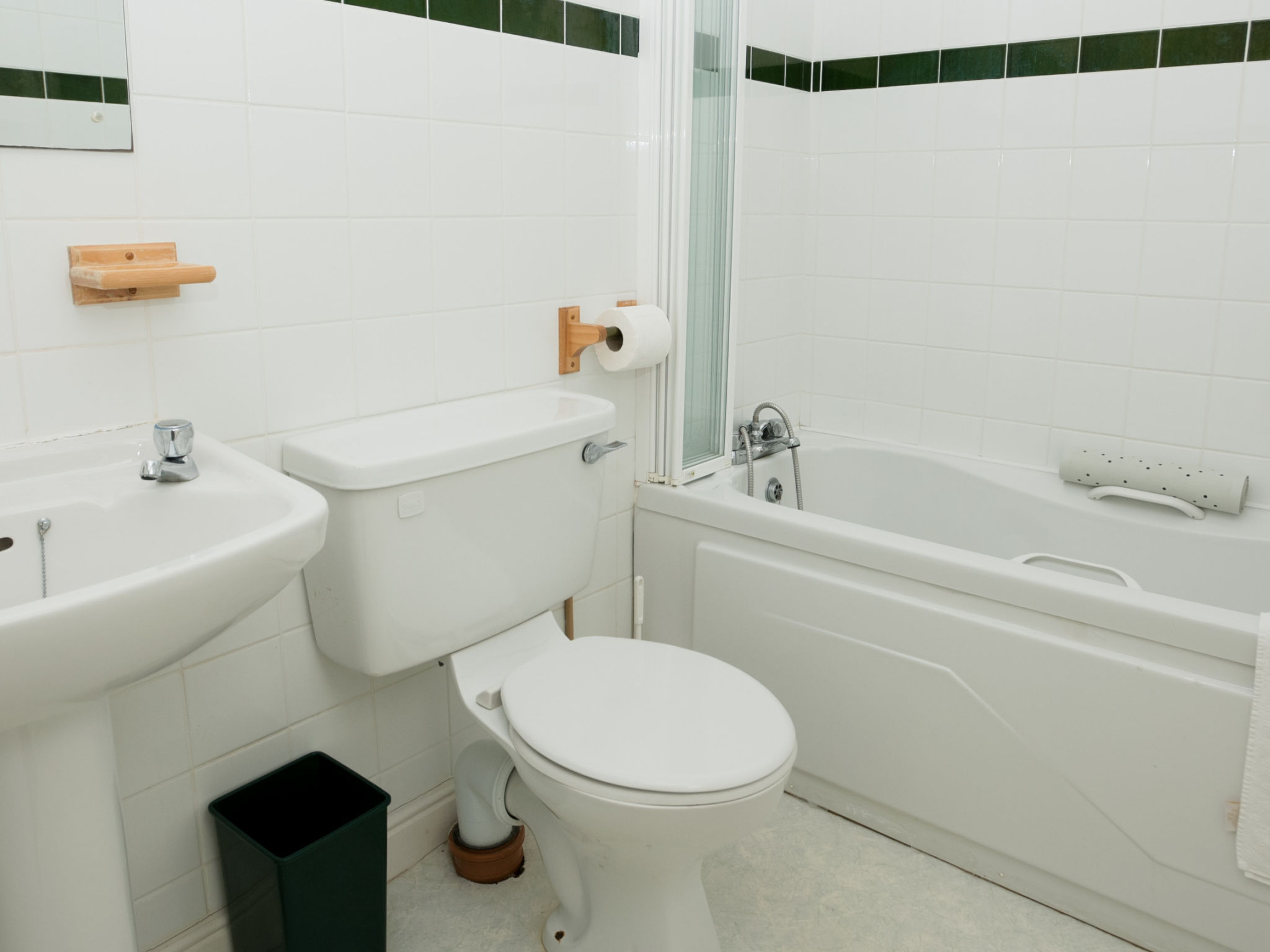 Moore Bay(TR4) HH No 14A-Dedans