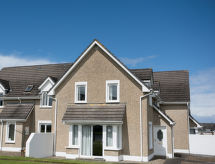 Moore Bay Holiday Home 18A: Ruim kustverblijf voor 5 in Kilkee - thumbnail 1