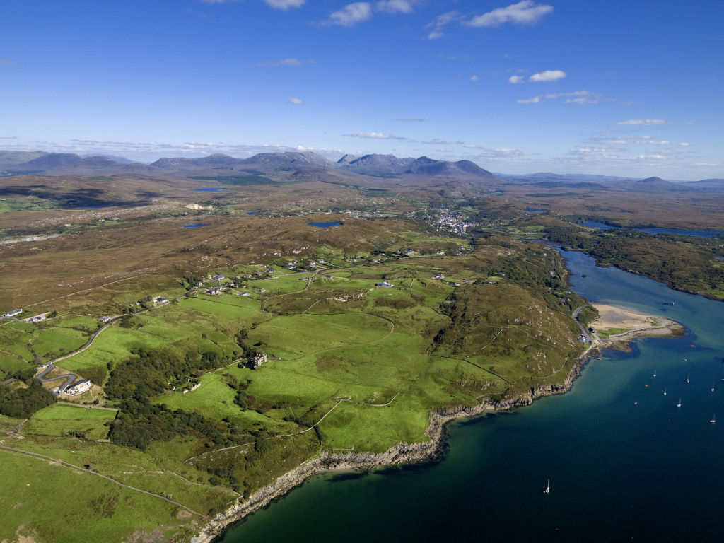 Bridies Holiday Cottage Roundstone