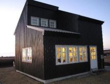 Vrijstaand vakantiehuis met panoramisch uitzicht op zee en golfbaan in Snæfellsbær - thumbnail 3
