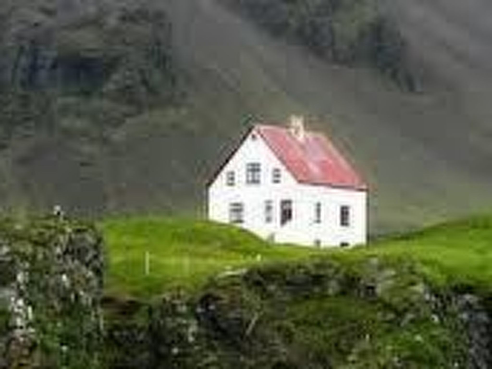 Häuschen in malerischer Umgebung in Island-Binnen