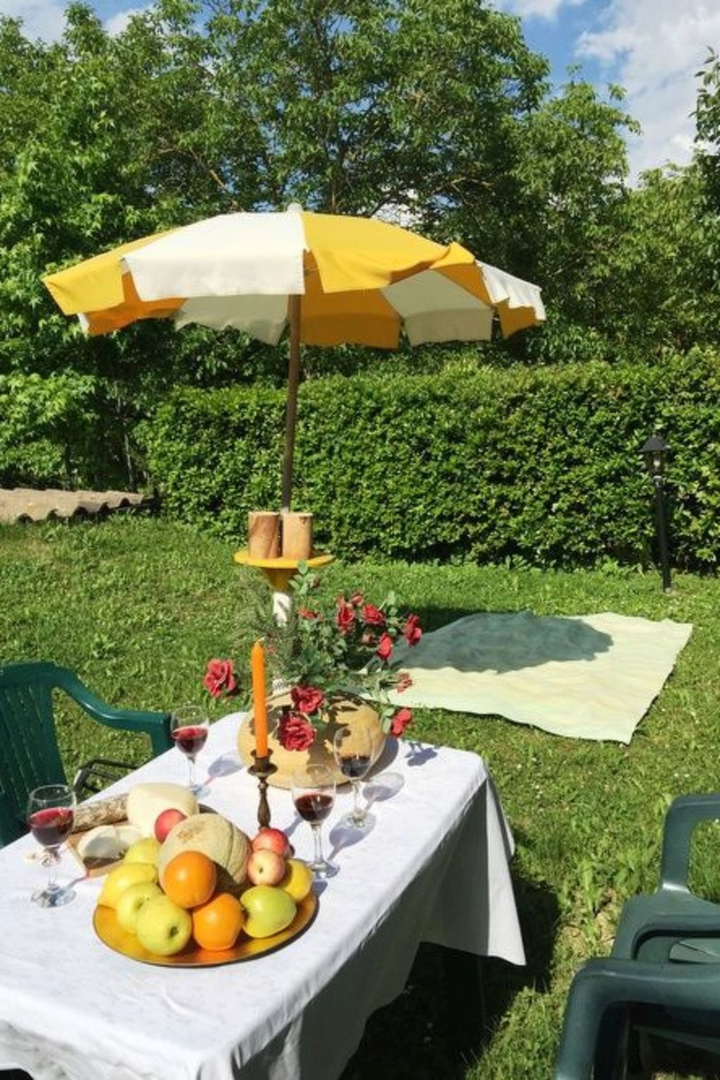 Unterkunft in einer Höhle mit Whirlpool-Binnen