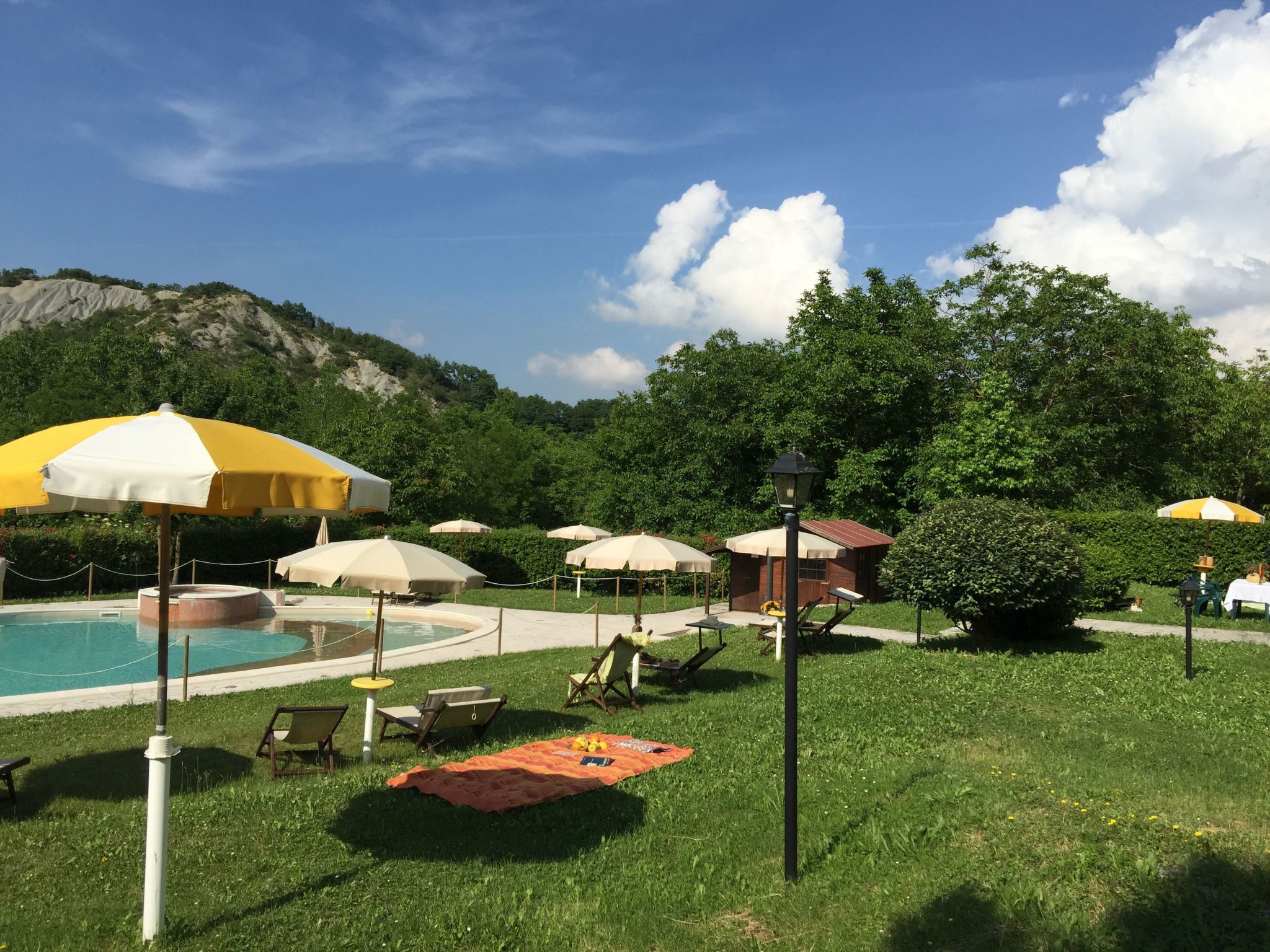 Haus für 11 Erwachsene und 9 Kinder in Apecchio-Binnen