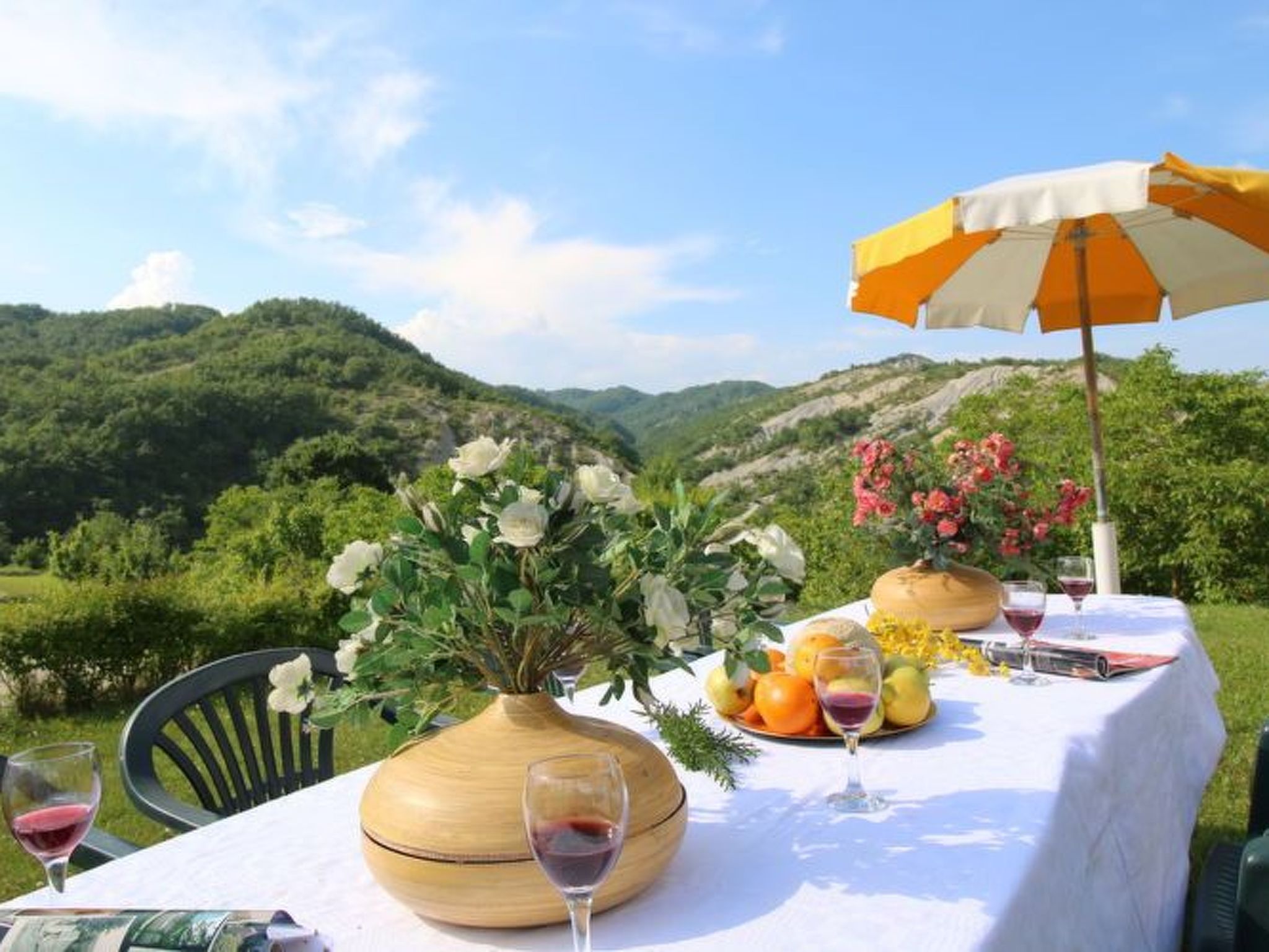 Haus für 11 Erwachsene und 9 Kinder in Apecchio-Binnen