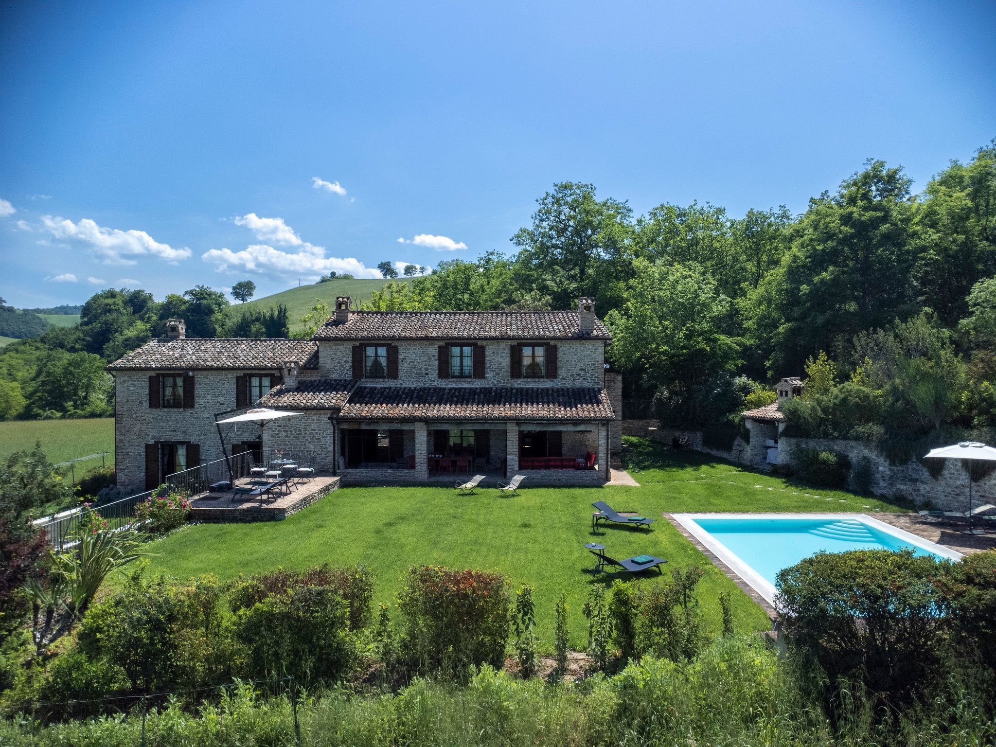 Ca Seppe Marche Ferienvillen, privater Pool-Binnen