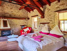 Romantisch stenen huisje in Piemonte met bergzicht en open haard - thumbnail 3