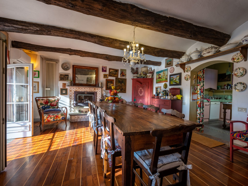 dei Ciliegi — Kitchen / Dining Room