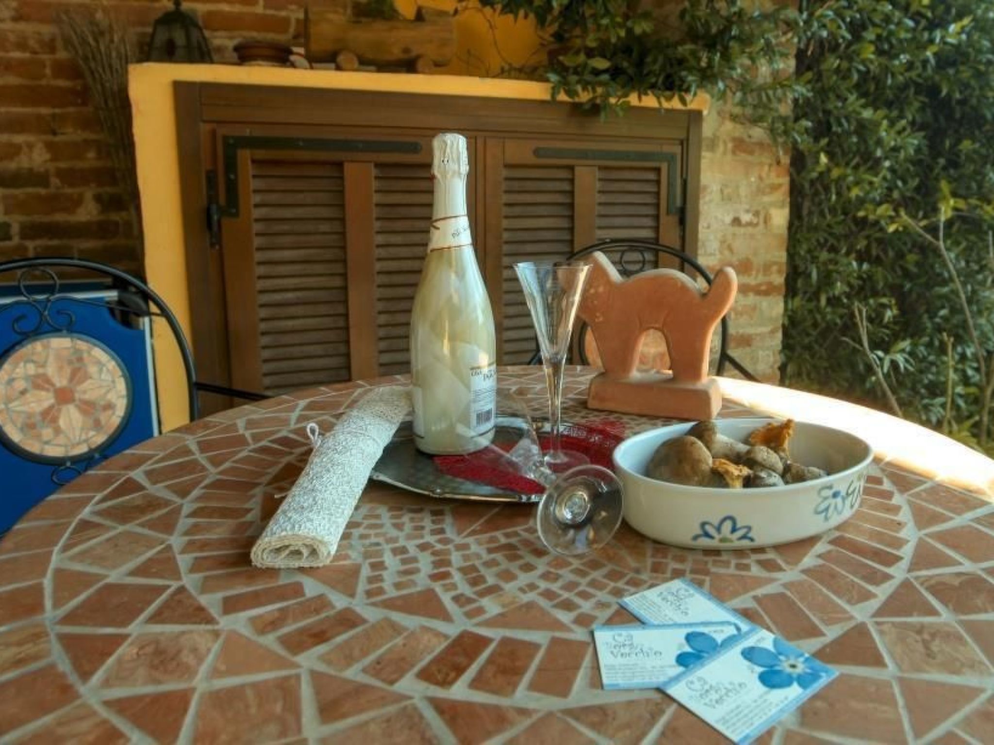 Wohnung in Brusasco mit Garten, Terrasse und Grill-Binnen