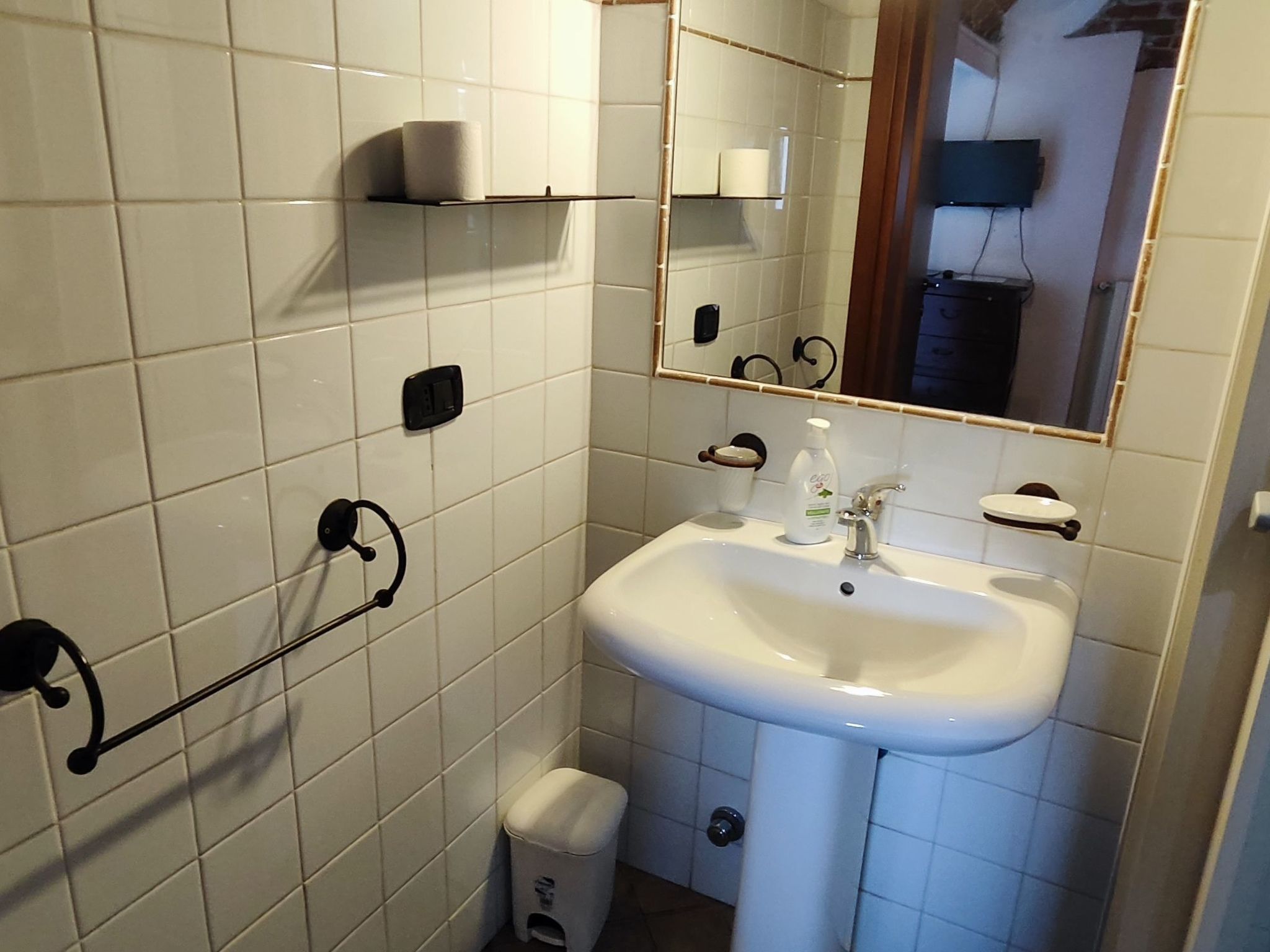 Wohnung in Brusasco mit Garten, Terrasse und Grill-Binnen