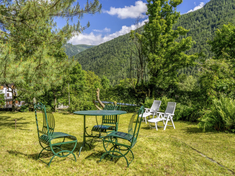 Search and Stay destination Ala di Stura, Piemonte - Italy from AU$ 398. Villa Biino (VIZ200)