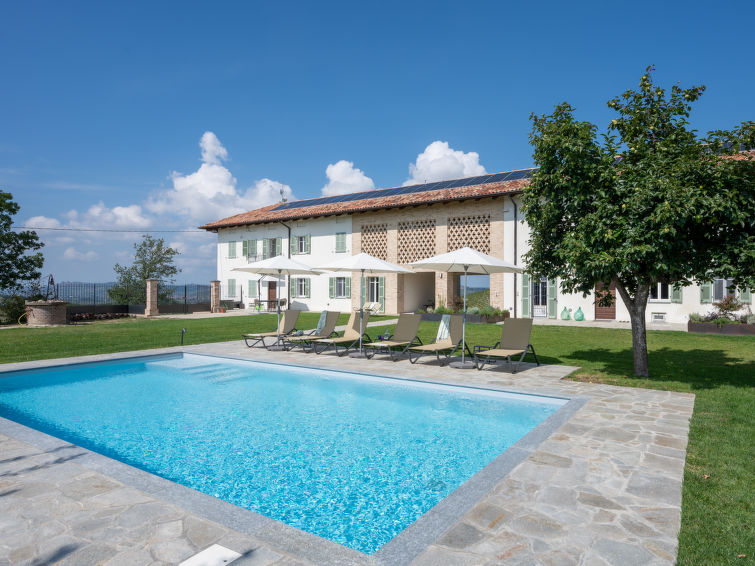 Search and Stay destination Costigliole d'Asti, Piemonte - Italy from AU$ 428. Casa Faretto - Monviso