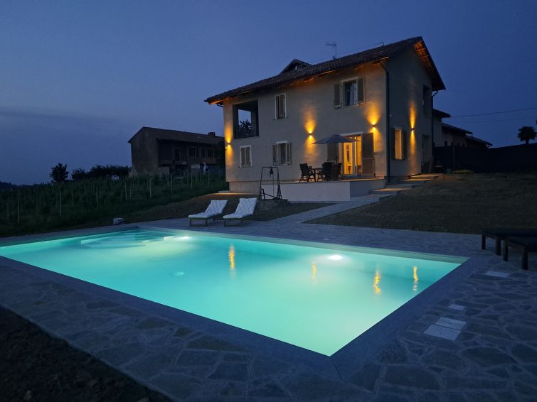 Search and Stay destination Provincia di Asti, Piemonte - Italy from AU$ 301. Cascina MonteRosa