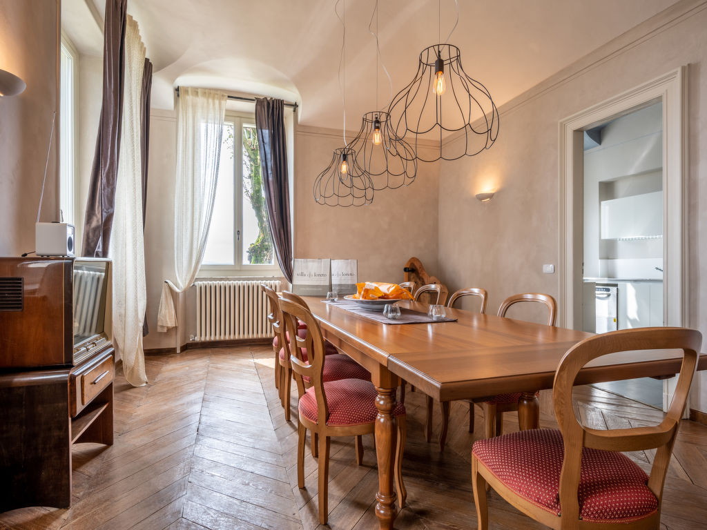 Villa Loreto — Kitchen / Dining Room