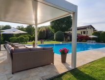 Privézwembad en luxe in Villa Carlotta, Costigliole d'Asti - thumbnail 6