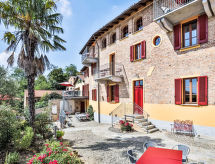 Vrijstaand appartement met bergzicht in Mombaruzzo - thumbnail 3