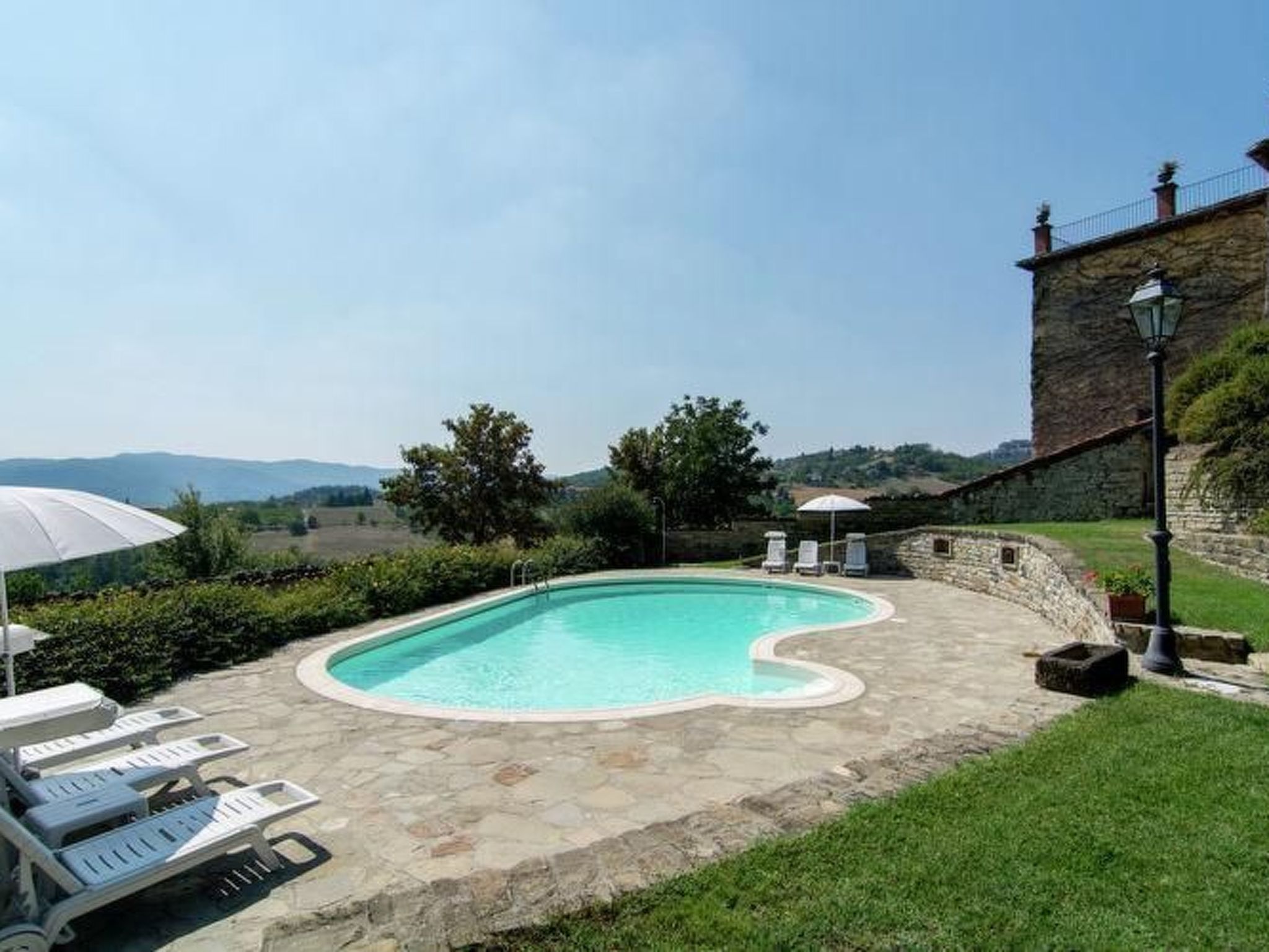 Mit Gemeinschaftspool-Image-tags.info