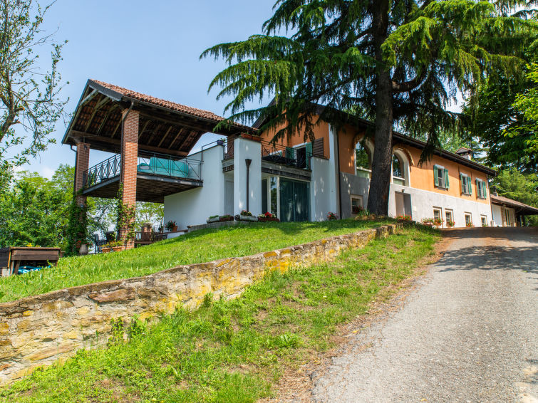Search and Stay destination Provincia di Alessandria, Piemonte - Italy from AU$ 483. Sant'Evasio