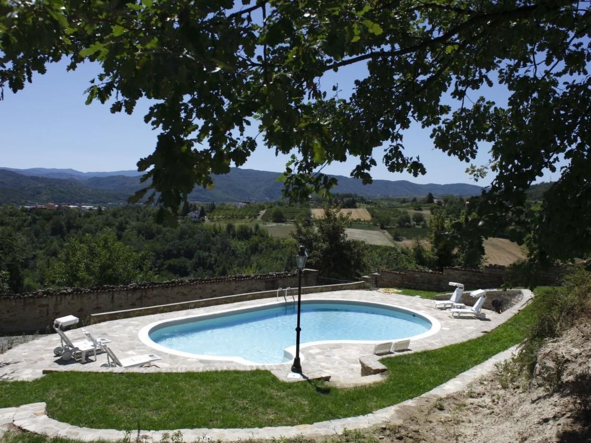 Wohnung mit Schwimmbad-Image-tags.info