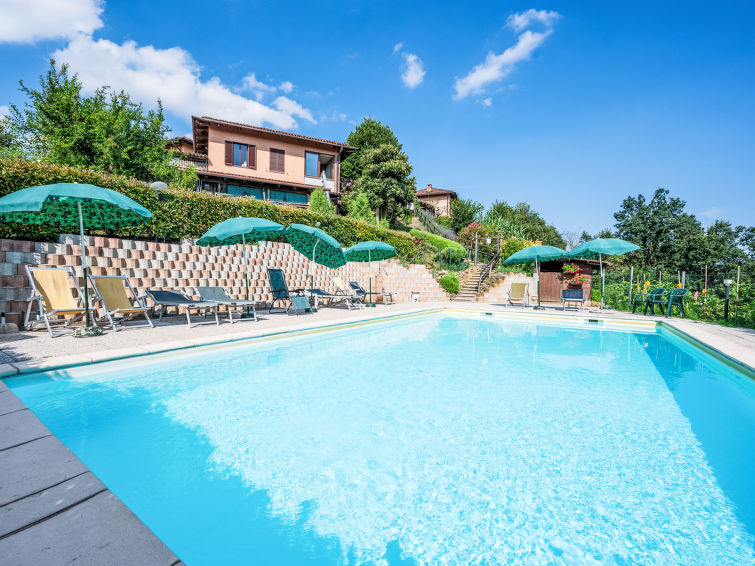 Search and Stay destination Collina del Negro, Piemonte - Italy from AU$ 275. Bricco dei Ciliegi