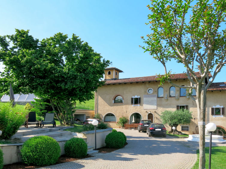 Search and Stay destination Bastia Mondovi, Piemonte - Italy from AU$ 252. Cascinotta