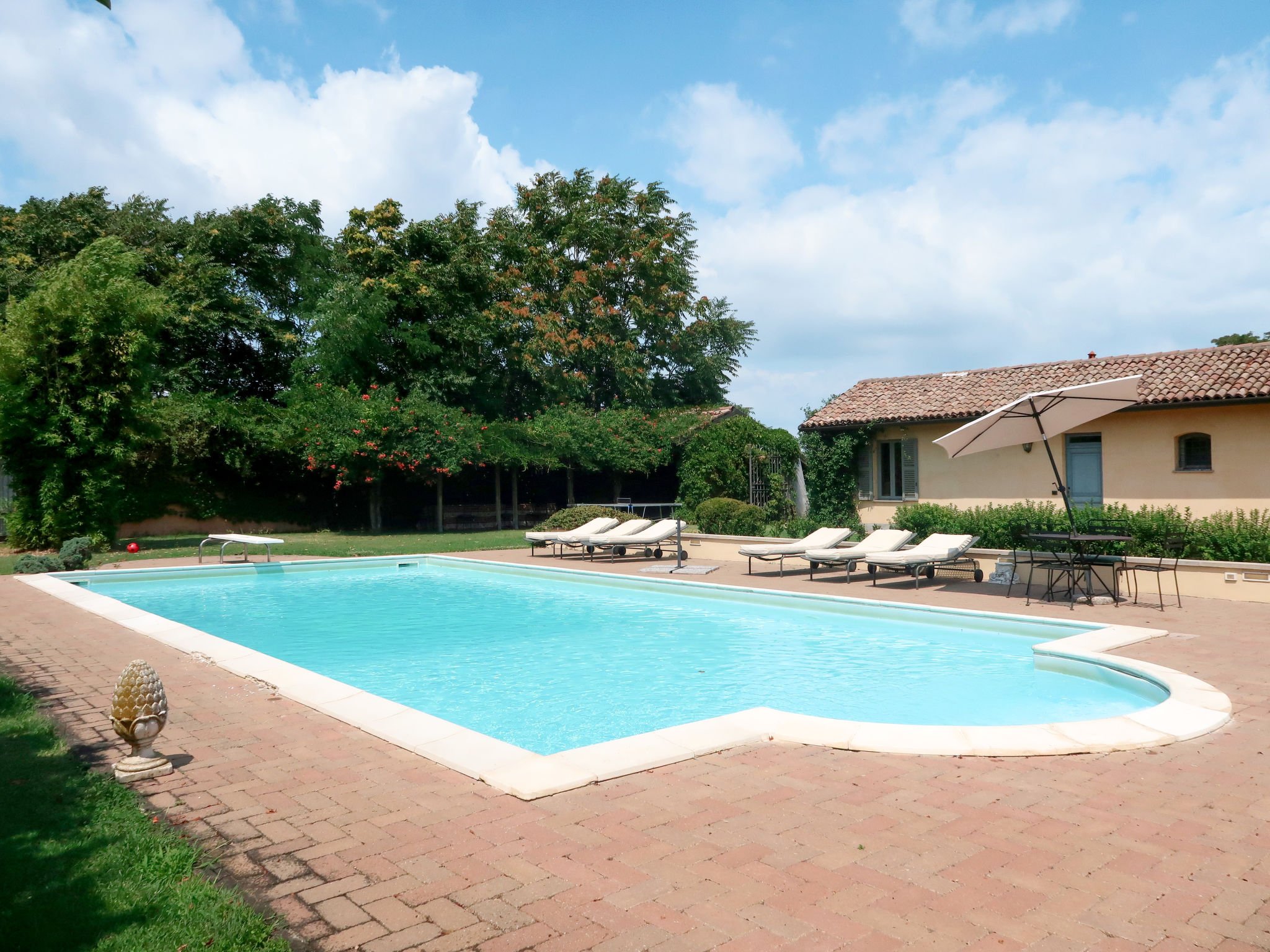 Marina — Pool Outdoor (4 of 40)