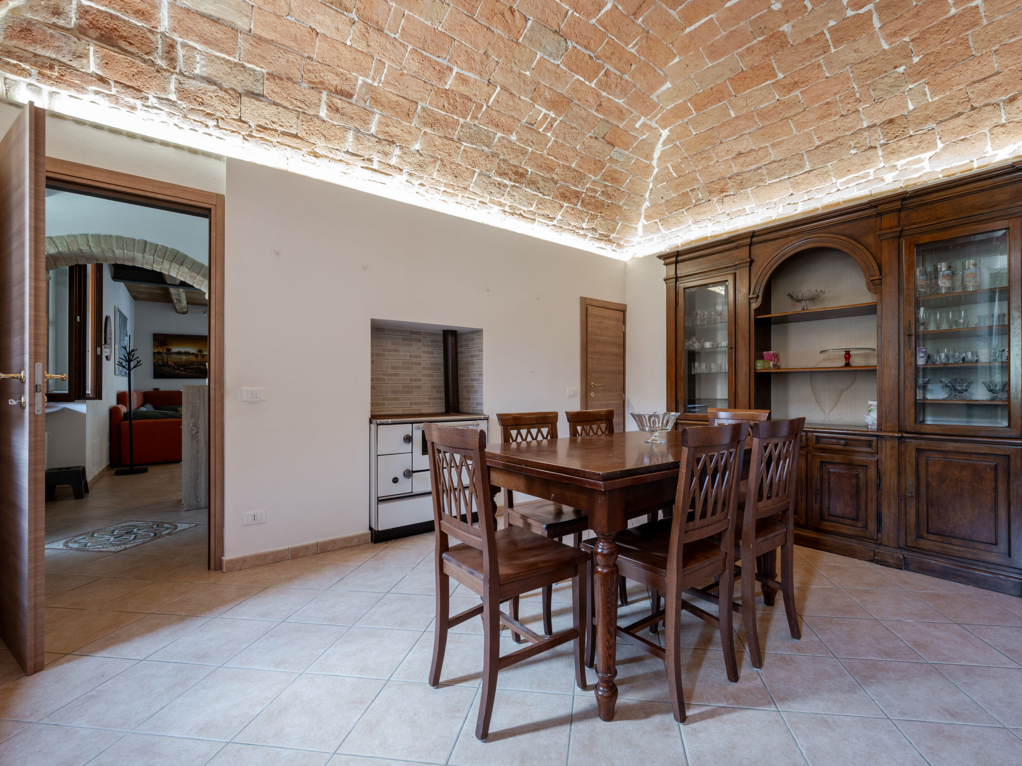 Il Borghetto-Inside