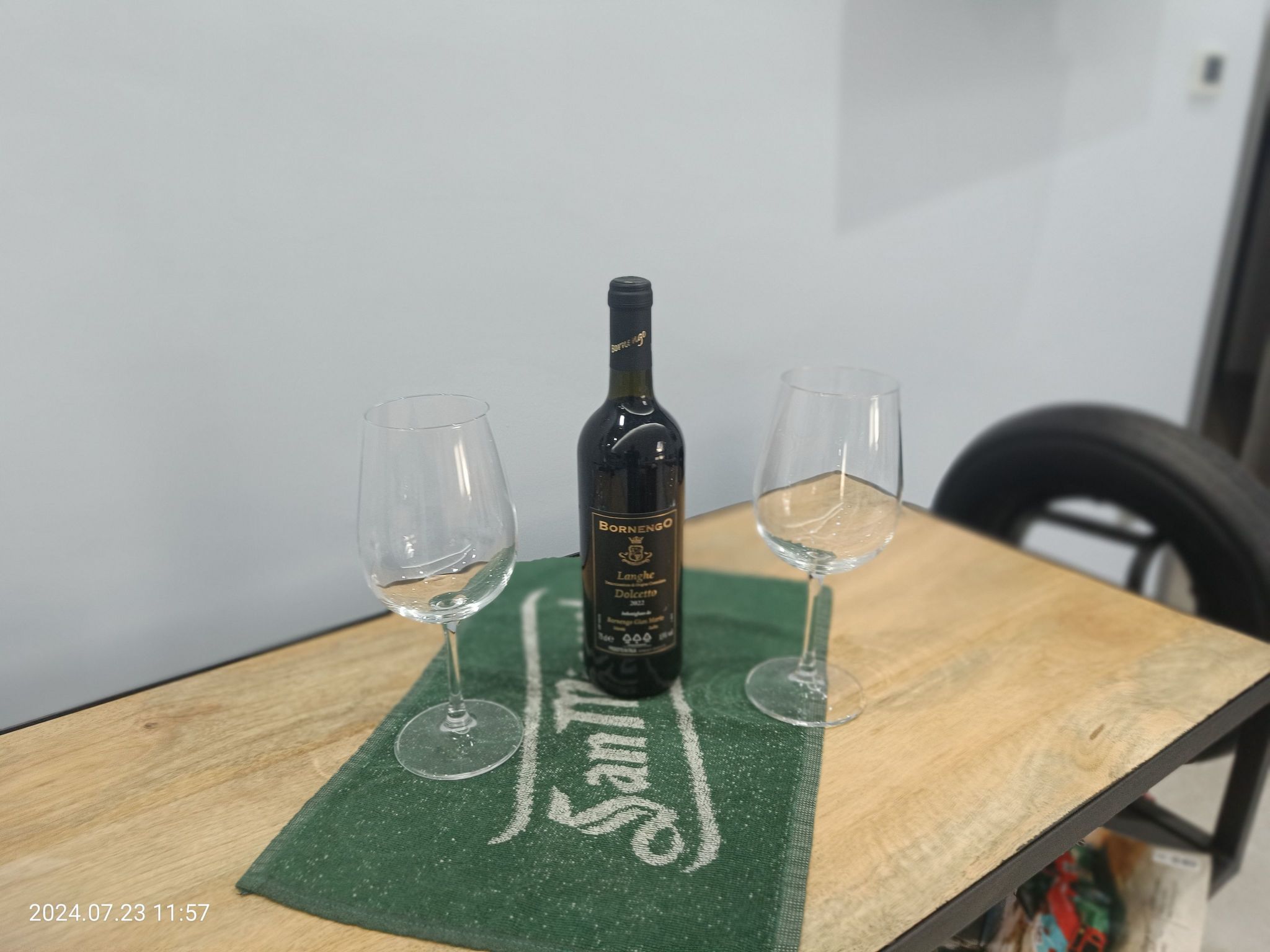 Lucà Wohnungen mit Bergblick-Image-tags.info