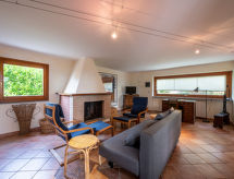 Pinetina: Ruim vakantiehuis voor 8 in de heuvels van Bossolasco, Piemonte - thumbnail 5