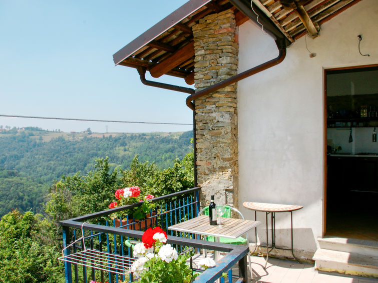 Search and Stay destination Province of Cuneo, Piedmont - Italy from AU$ 157. Livella (MZO100)