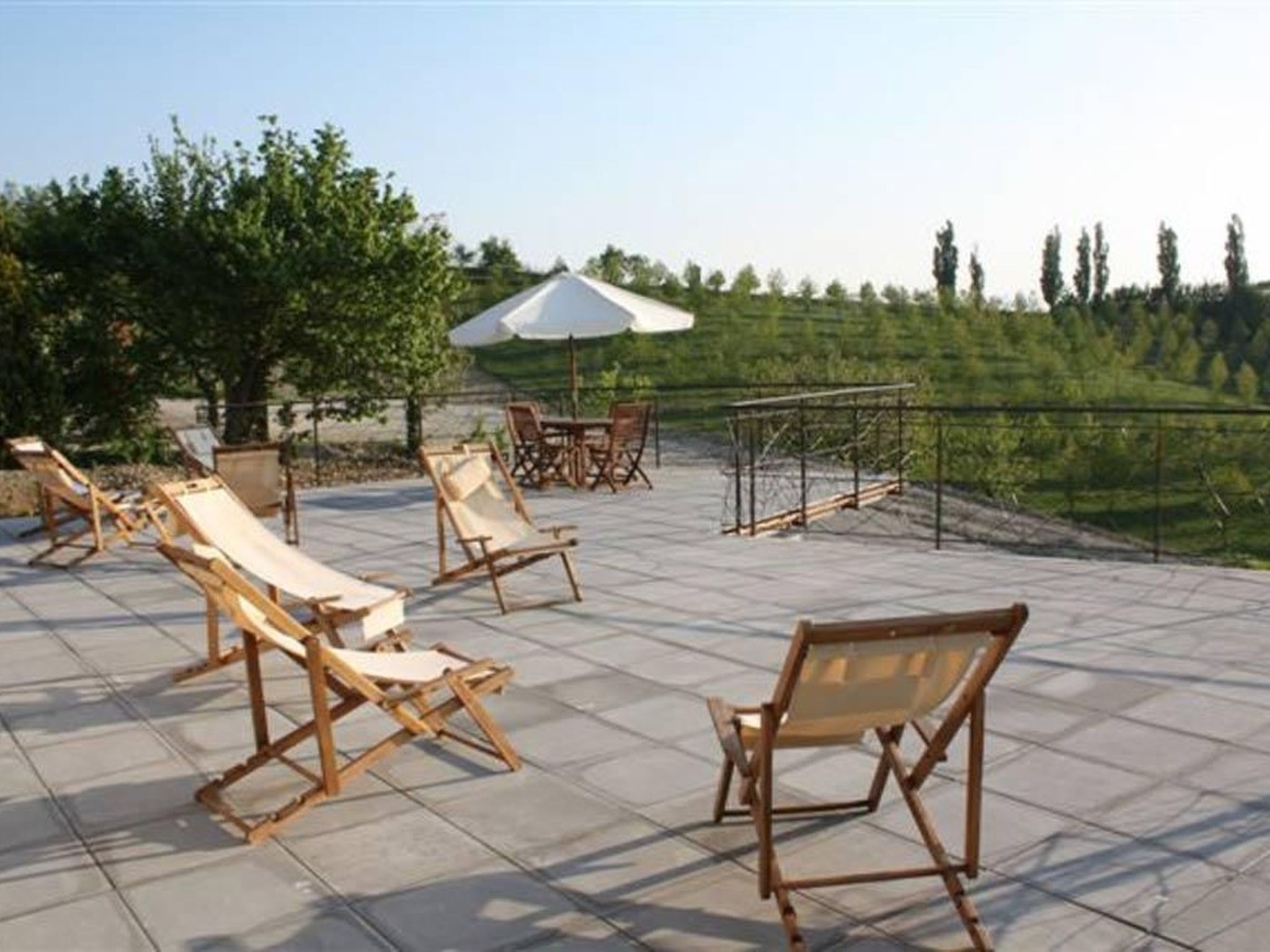 Familienanwesen mit Gemeinschaftspool-Image-tags.info