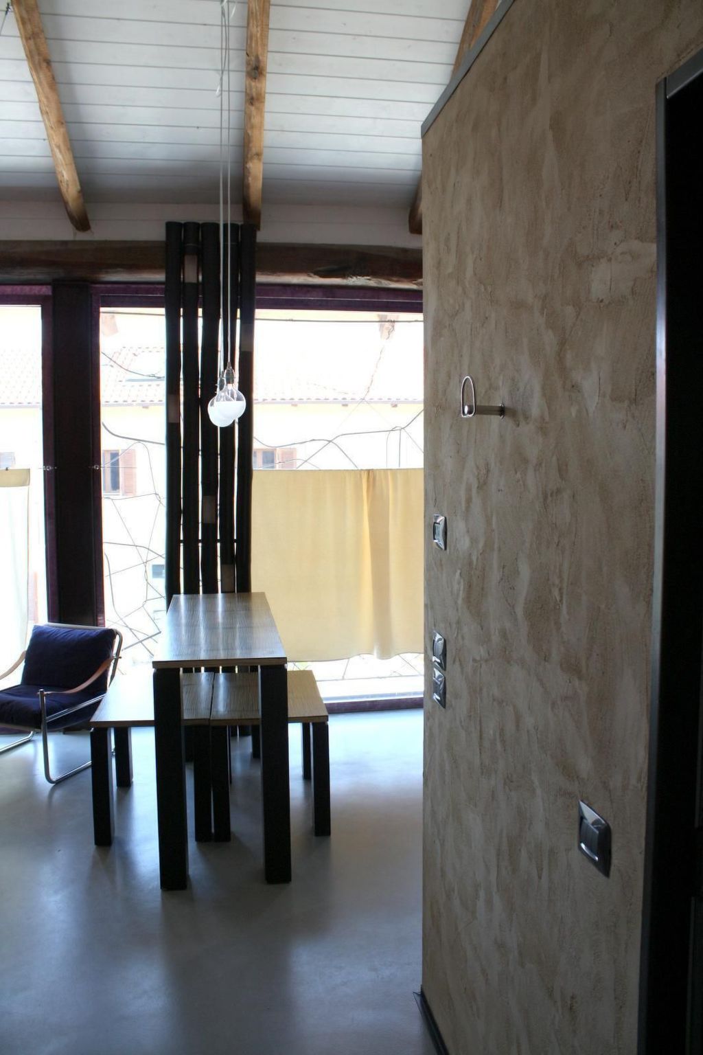 Miniloft-Siedlung mit Schwimmbad-Image-tags.info