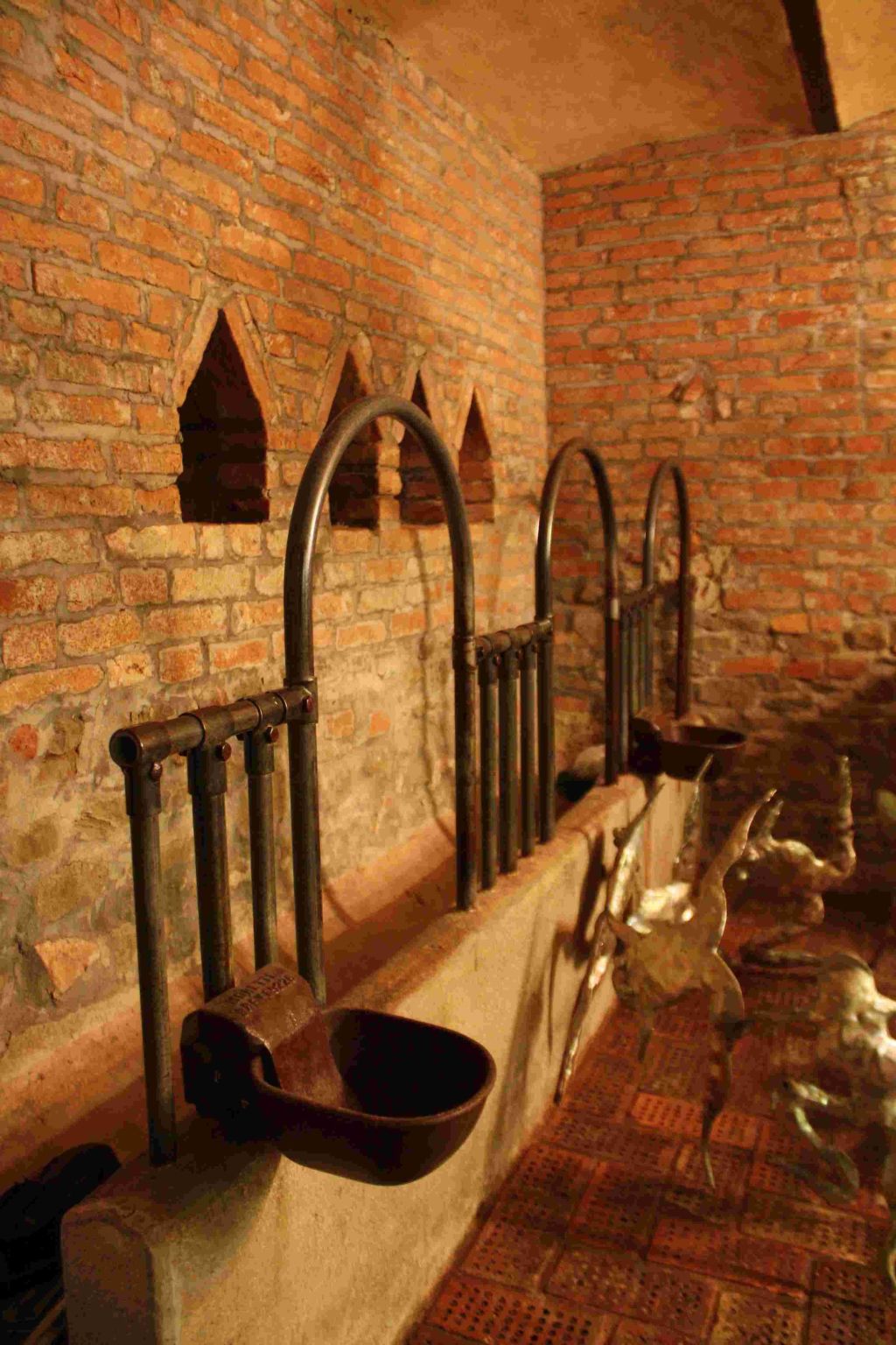 Miniloft-Siedlung mit Schwimmbad-Image-tags.info