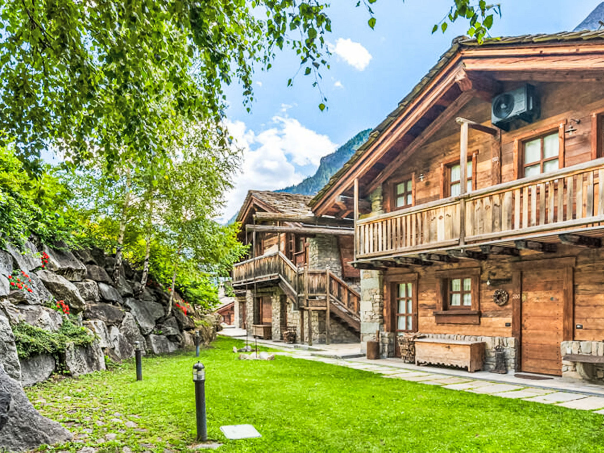 4BR Chalet - Resort Au Coeur Des Ne